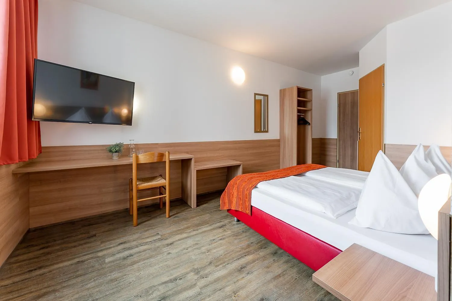 Oekotel Salzburg Messe Hotel